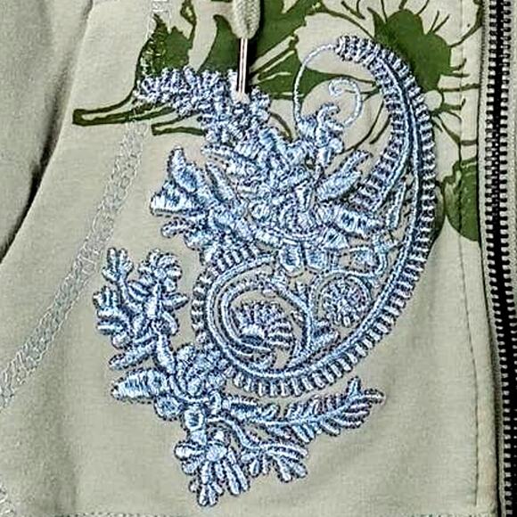 BCBG Maxazria Hooded Jacket Size S Paisley Embroidered Forest Fairy Green Boho - Picture 2 of 7
